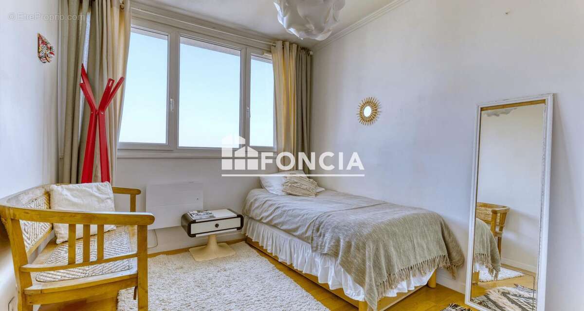 Appartement à EPINAY-SUR-SEINE