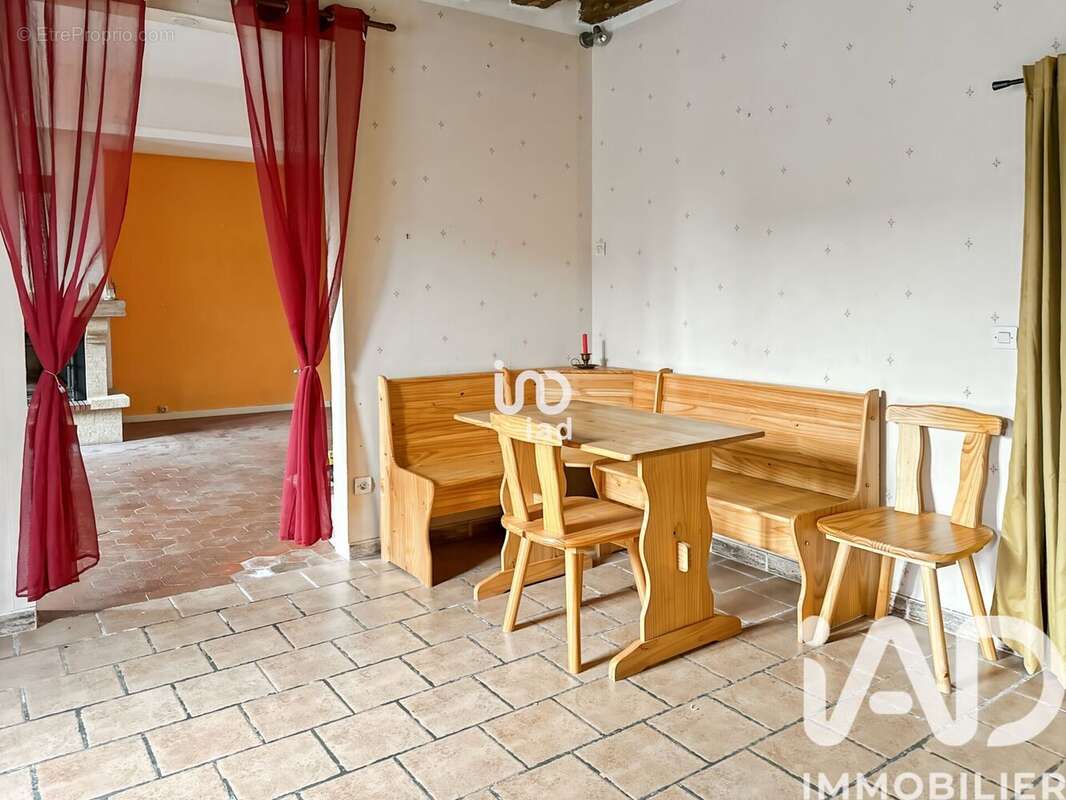 Photo 4 - Maison à COURGENAY