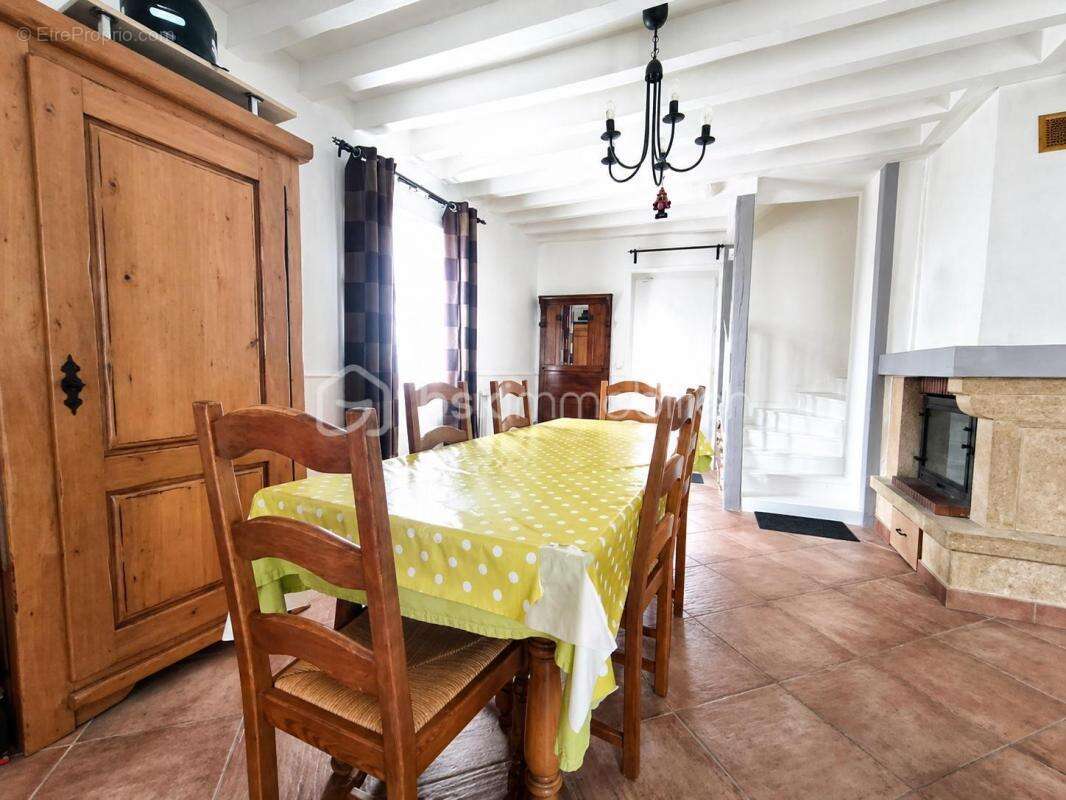Maison à LIZY-SUR-OURCQ