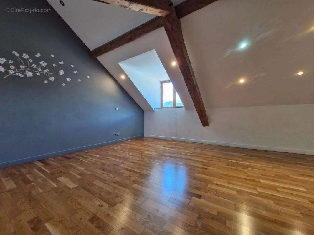 Appartement à VESANCY