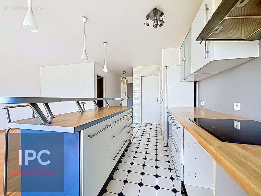 Appartement à CLICHY
