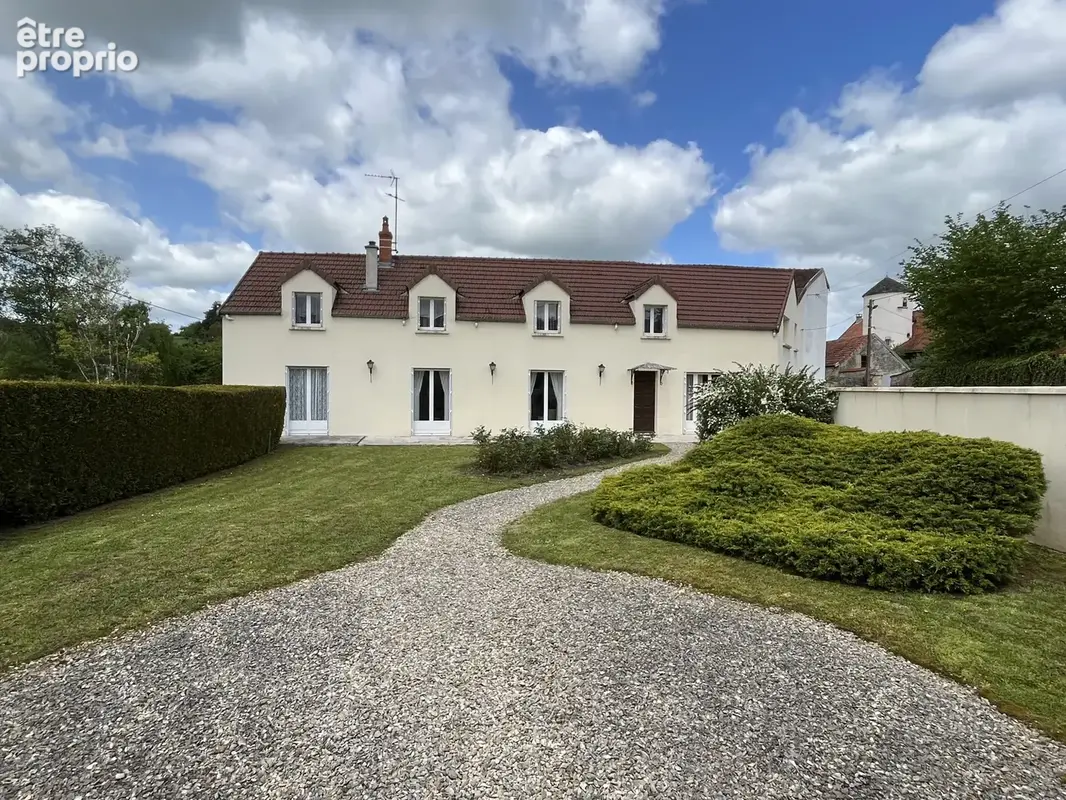 Maison à MONTBARD