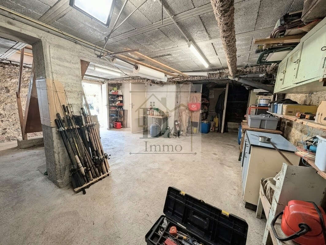 Maison de ville sur sous-sol semi enterré   92 m2   Saillat-sur-Vienne - photo 10
