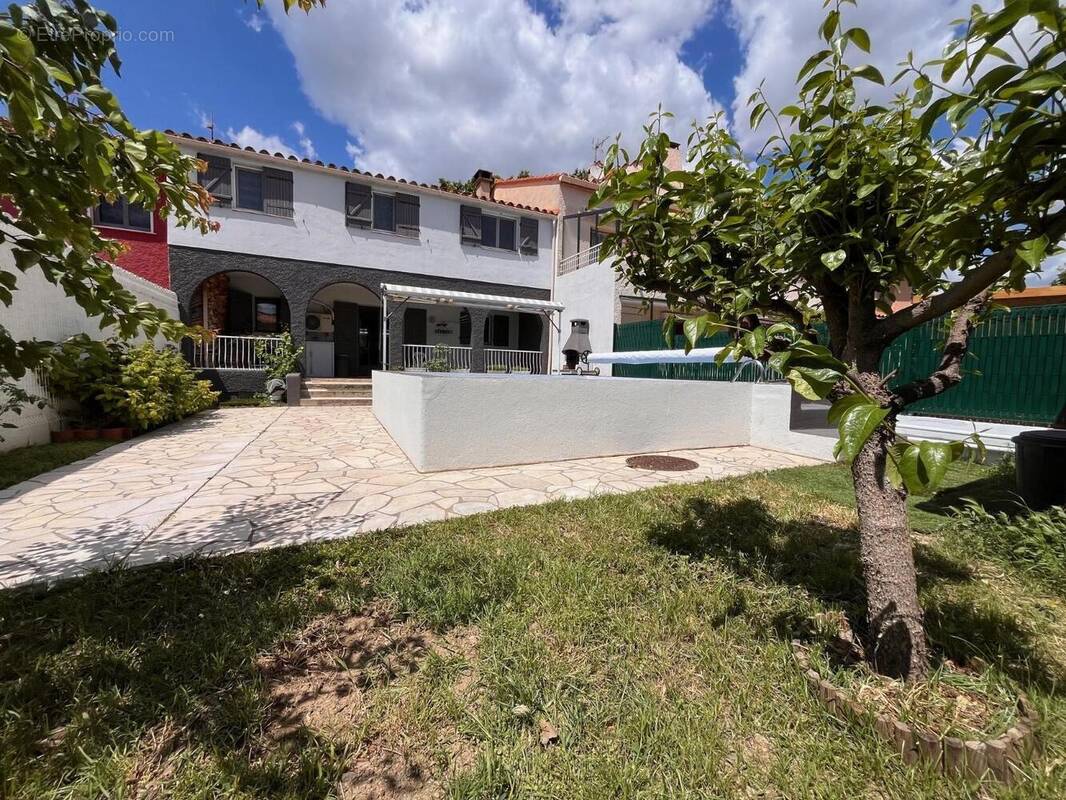   - Maison à TOULOUGES