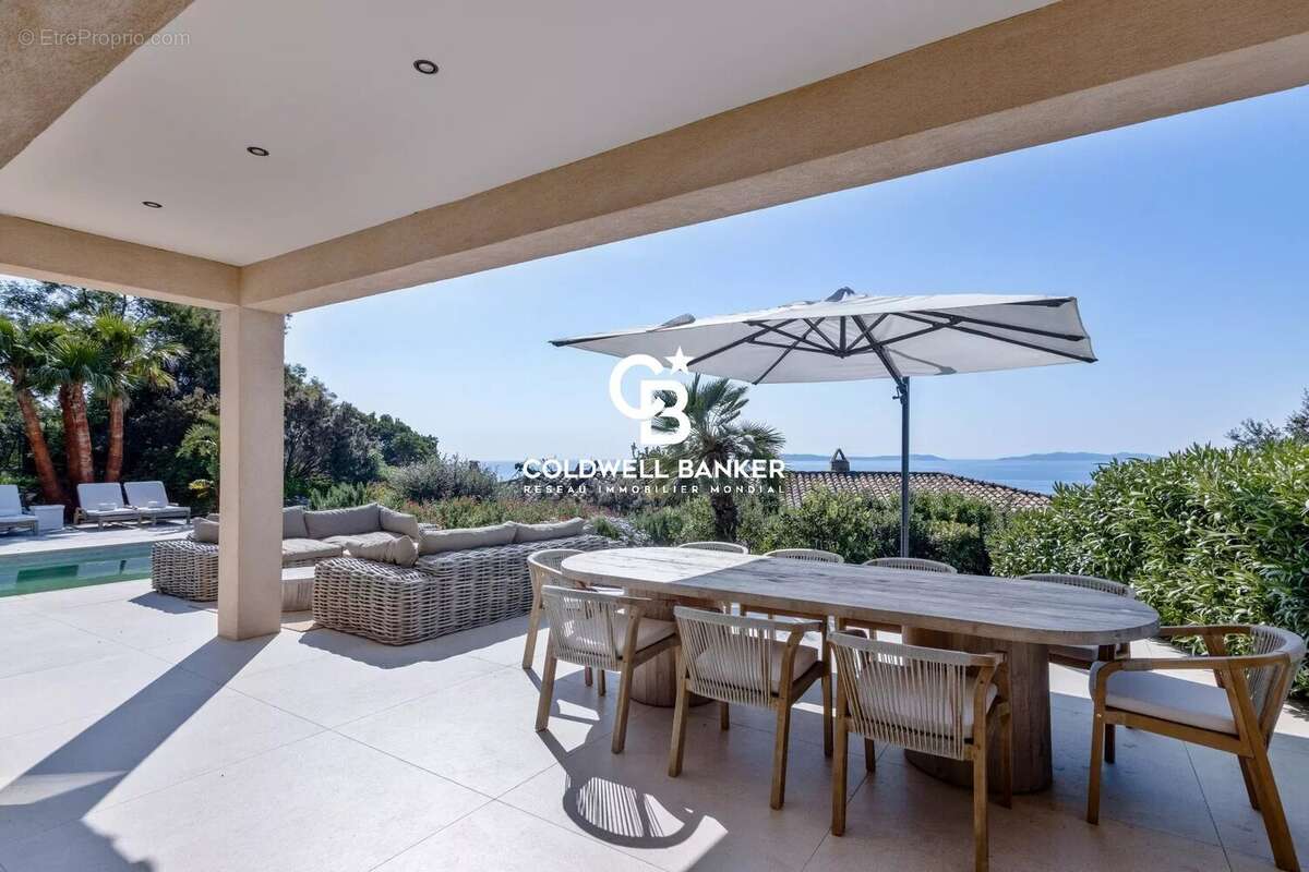 Maison à RAYOL-CANADEL-SUR-MER