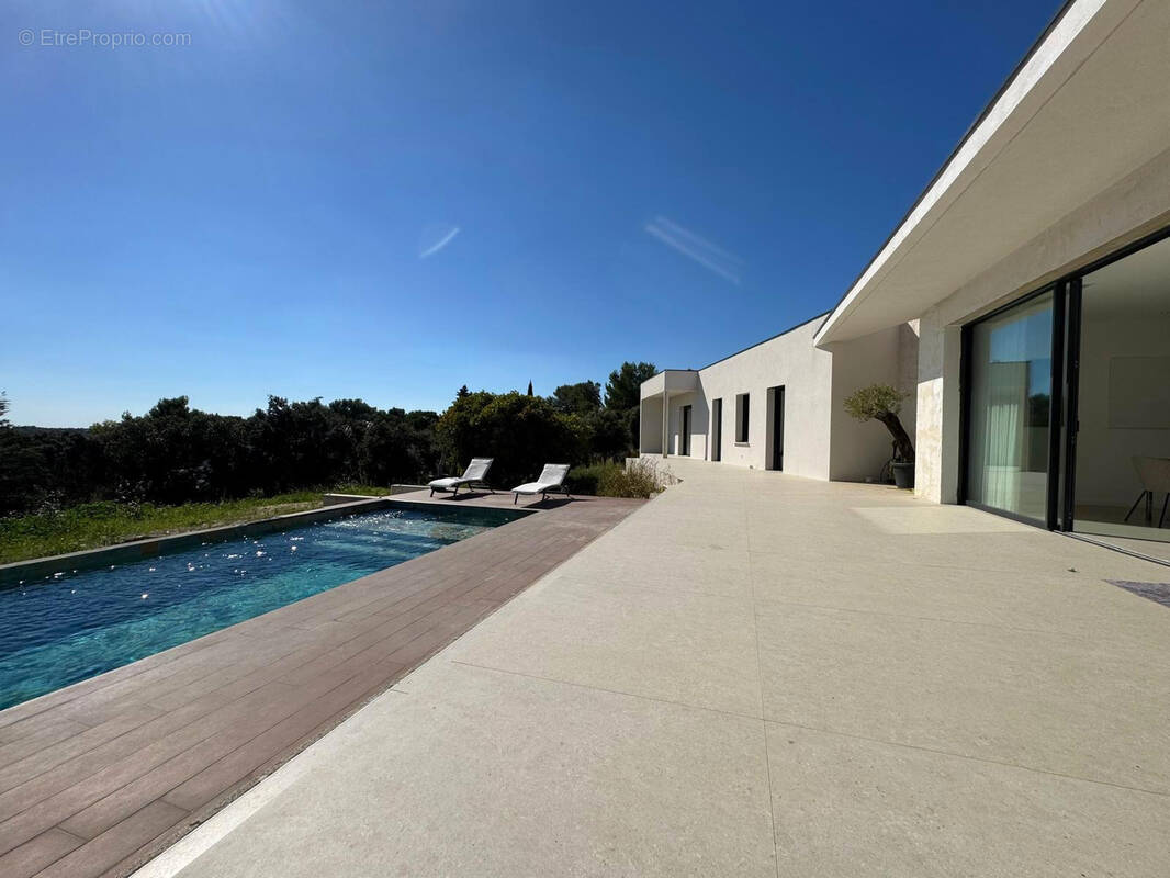 Maison à NIMES