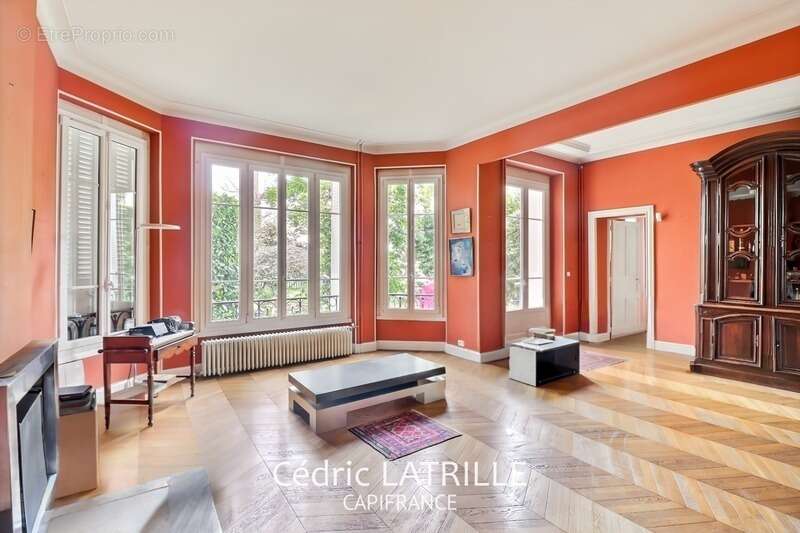 Maison Bourgeoise à vendre 11 pièces TARBES (65) - photo 4