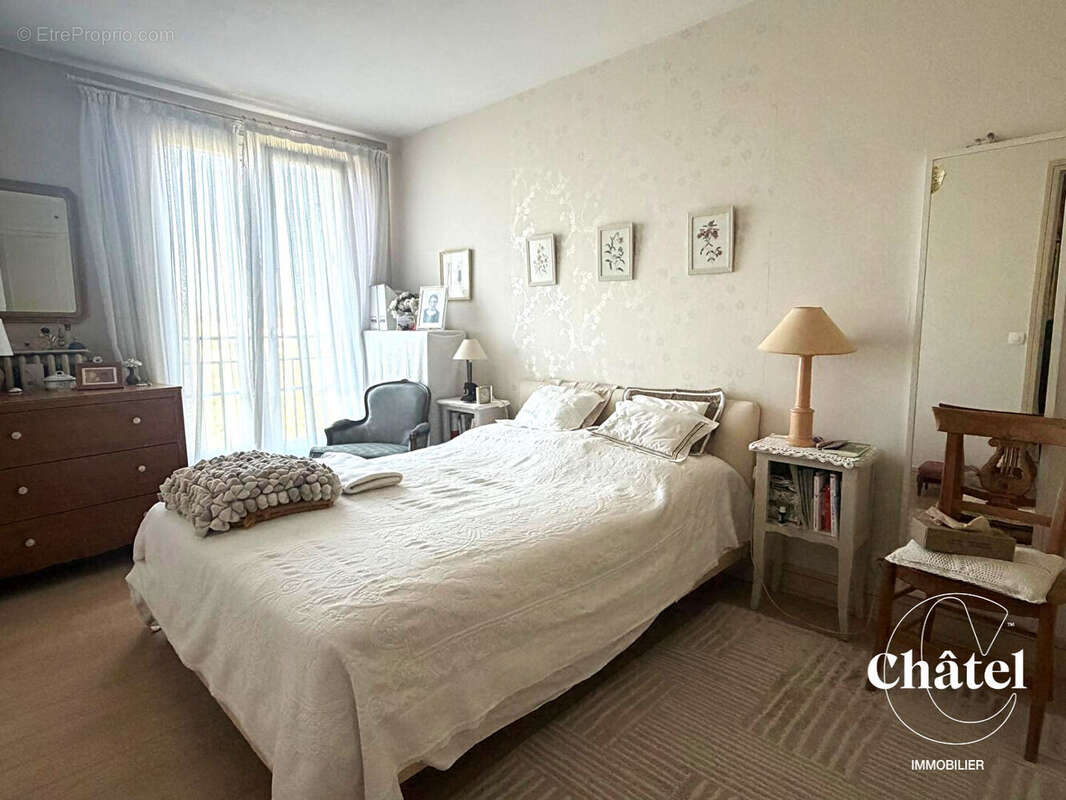 Appartement- 3eme étage-Balcon-2 chambres-Centre ville Deuil - photo 4
