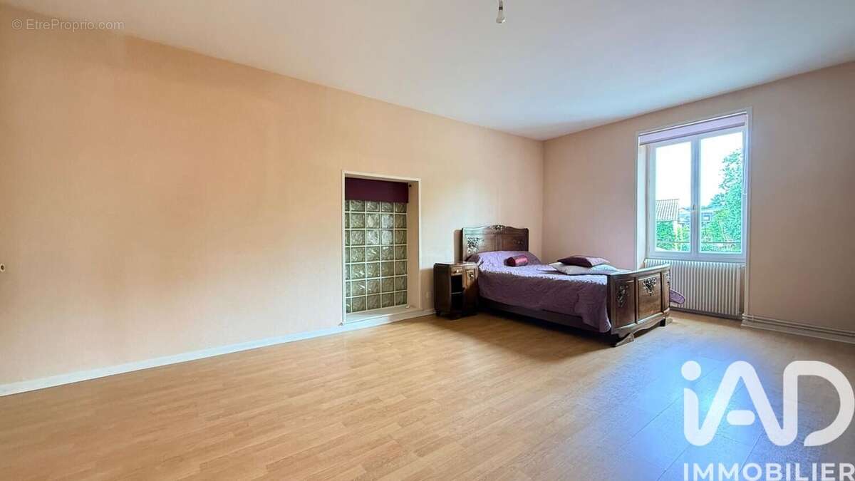 Photo 5 - Maison à CHAROLLES
