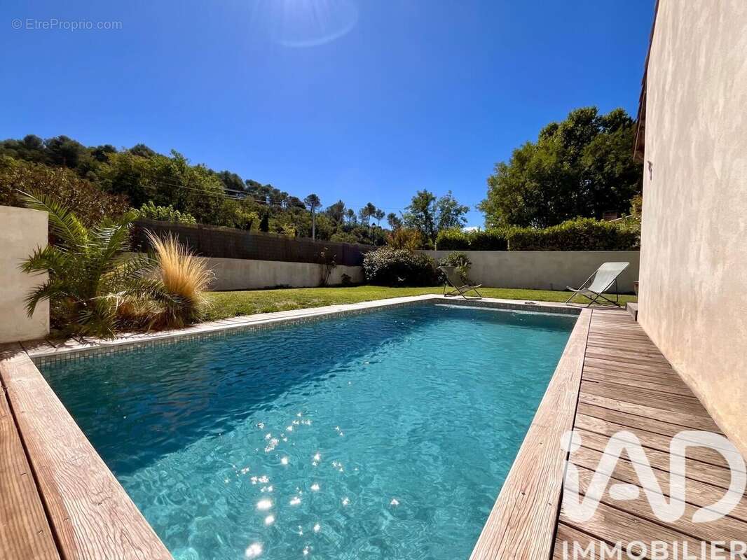 Photo 5 - Maison à JOUQUES