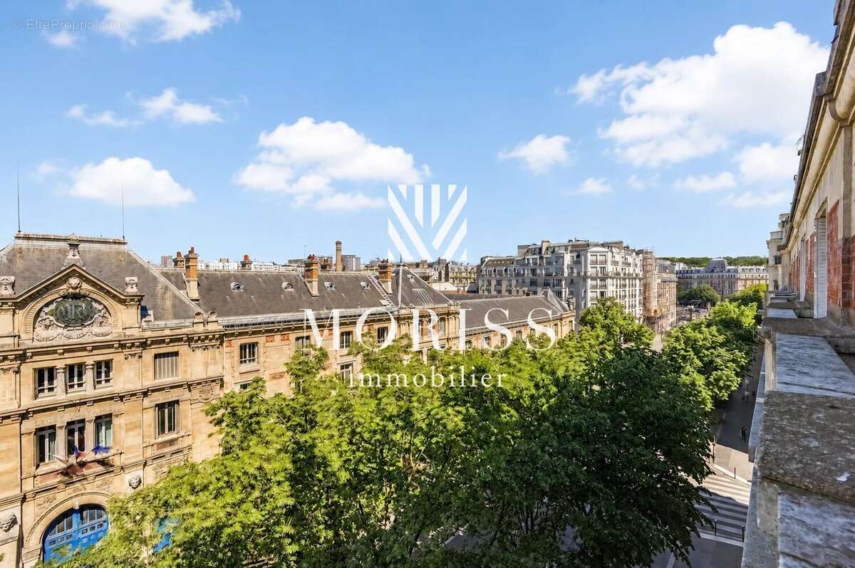 Appartement à PARIS-11E