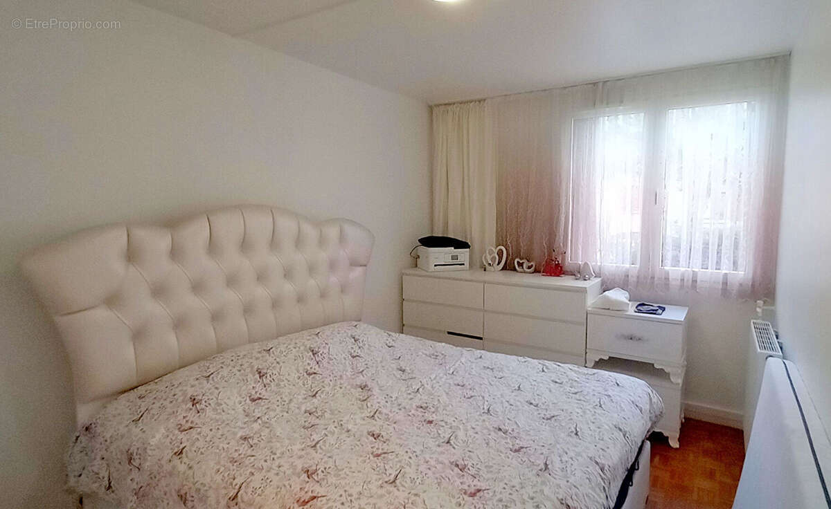 Appartement à BONDY