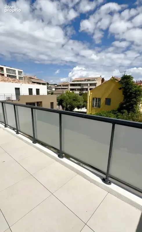 Luxueux t2 - dernier etage - residence front de mer - 39m2 - terrasse plein soleil 12m2 - 356 320€ - photo 2
