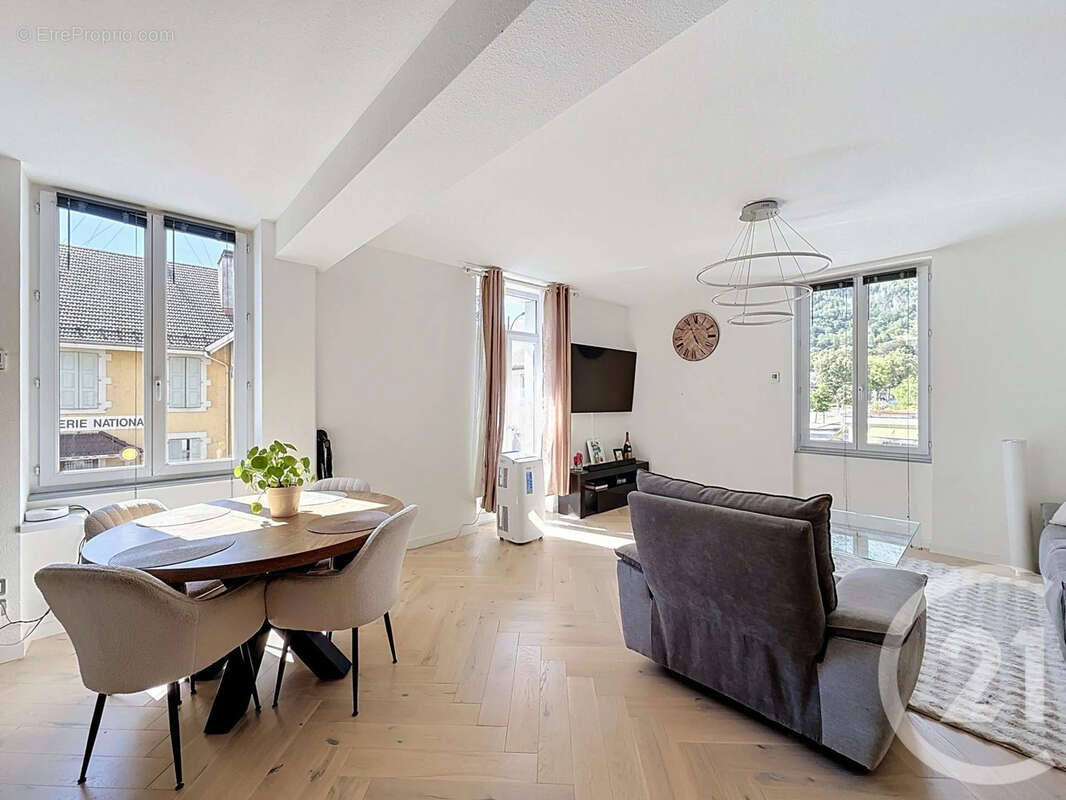 Appartement à TANINGES
