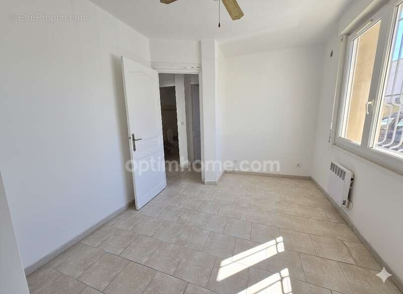 Appartement à PORT-DE-BOUC