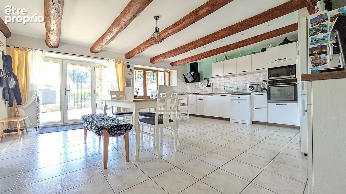 Maison 111m² à vernassal - photo 8