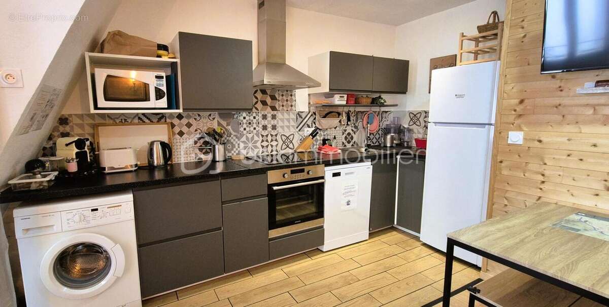 Appartement à COLMARS