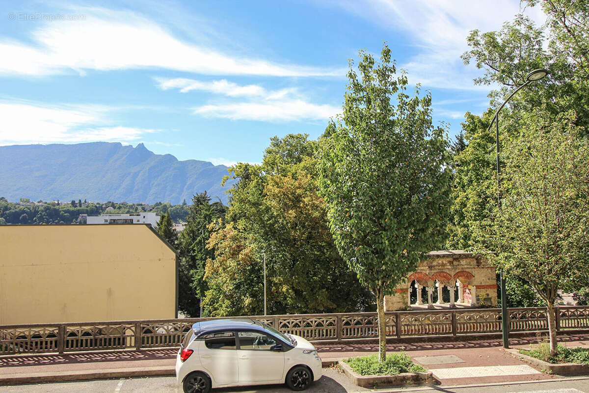 Appartement à AIX-LES-BAINS