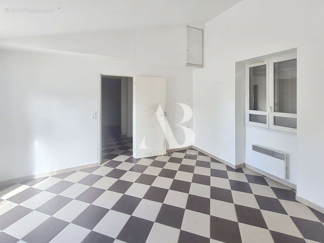 Maison de plain-pied au cœur de Nangis - photo 3