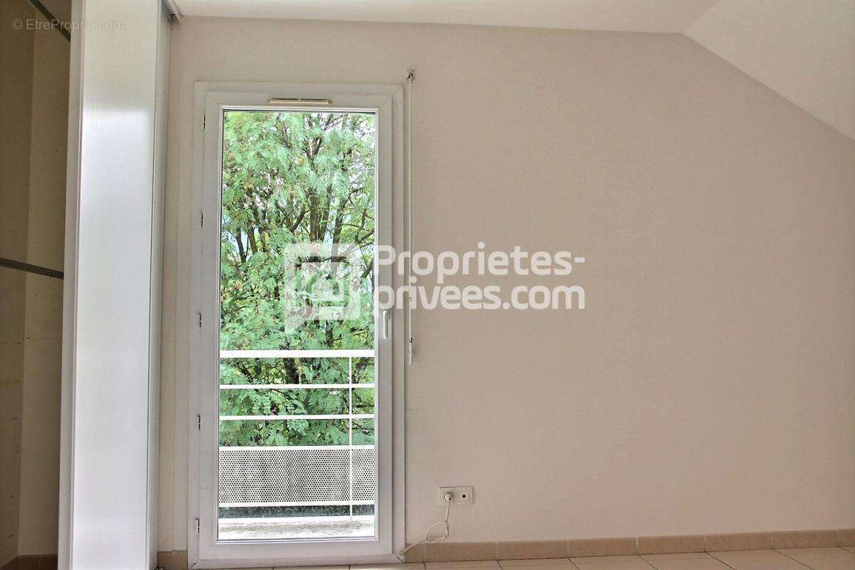 Maison à BRISON-SAINT-INNOCENT