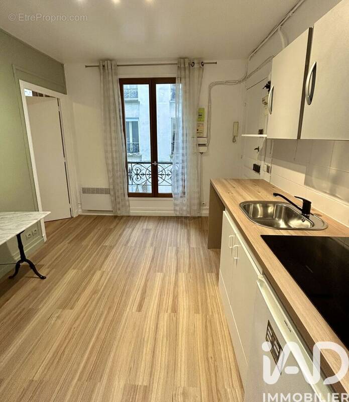 Photo 1 - Appartement à PARIS-17E