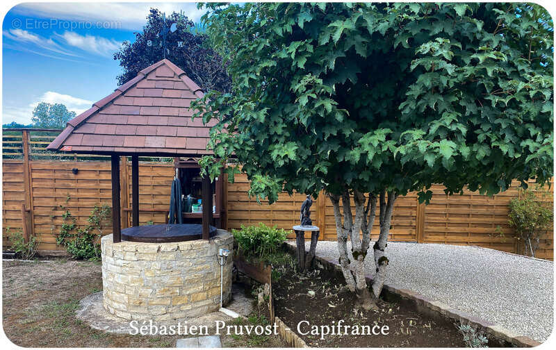 Maison à SAINT-PARDOUX-LA-RIVIERE