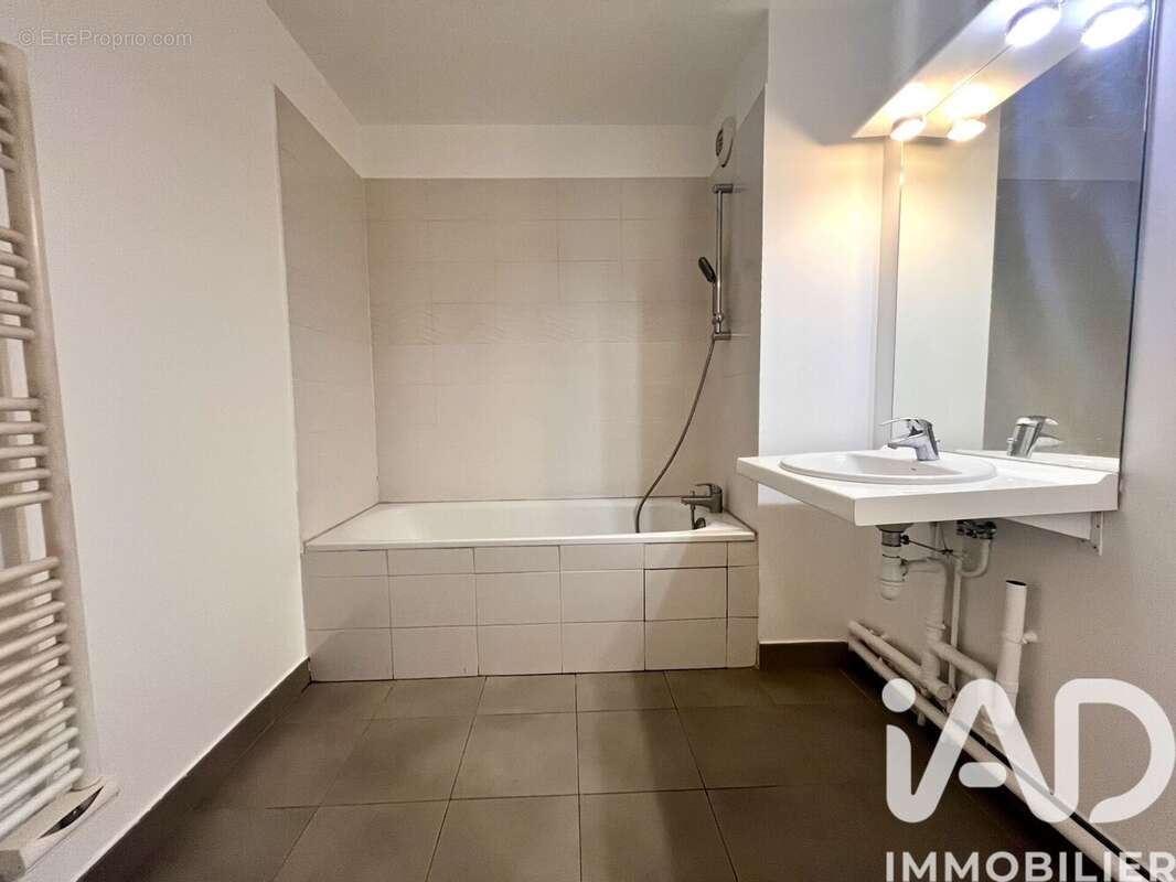 Photo 7 - Appartement à LA QUEUE-EN-BRIE