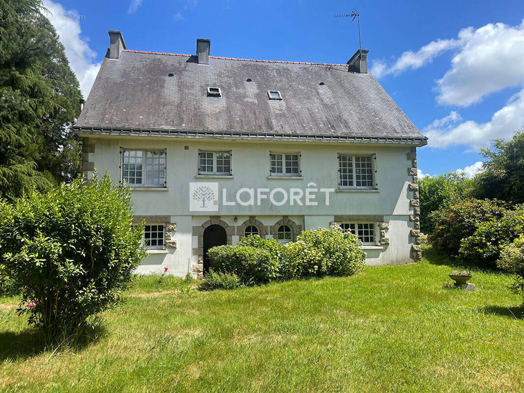 Maison à SAINT-JEAN-LA-POTERIE