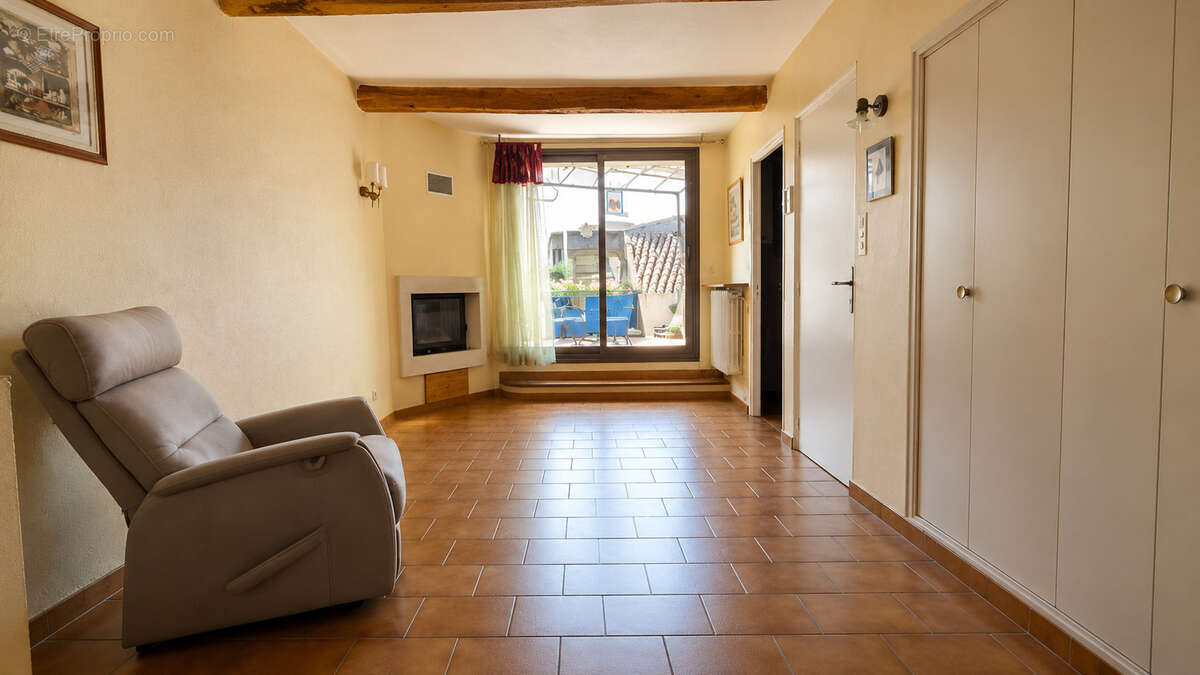 Maison à CADENET