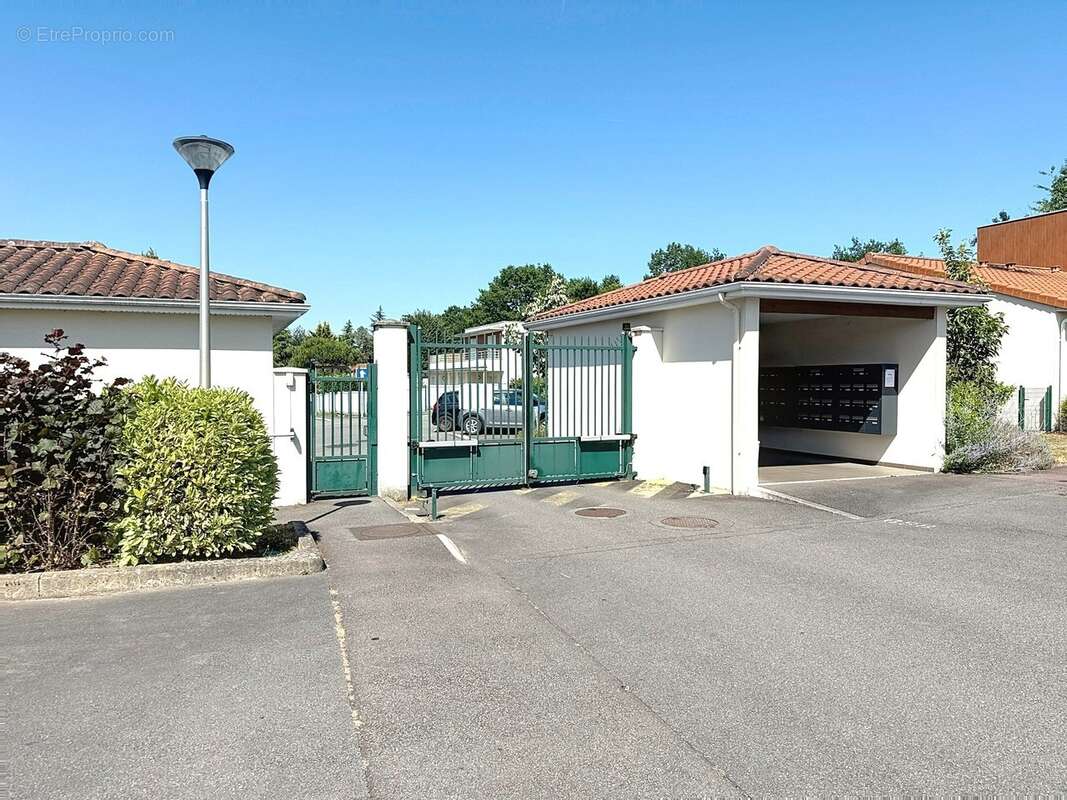 Parking à Couzeix  - photo 2