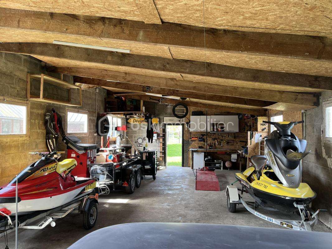 Commerce à BEAUFOUR-DRUVAL