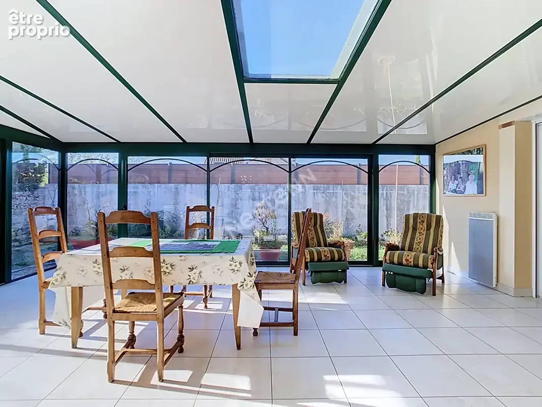 Maison Vallet de plain-pied 2014 en hyper centre, 2 chambres + bureau, garage et extérieur,  à seulement 1 minute de l'axe Nante - photo 13