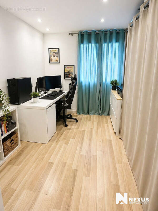 chambre 3 - Maison à SOTTEVILLE-LES-ROUEN