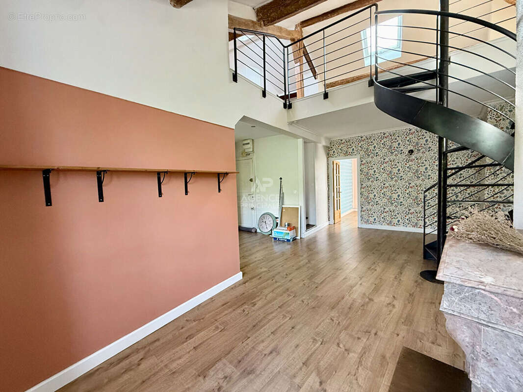 Appartement à POISSY