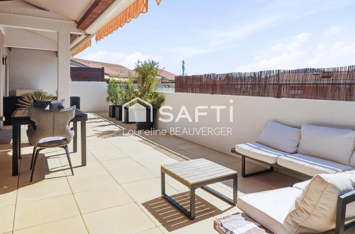 Photo 1 - Appartement à HYERES