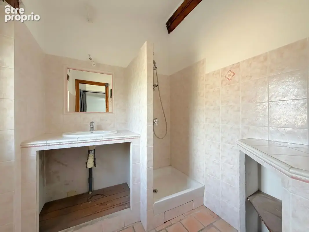 Maison de village sur 3 niveaux avec 2 chambres en suite - photo 10
