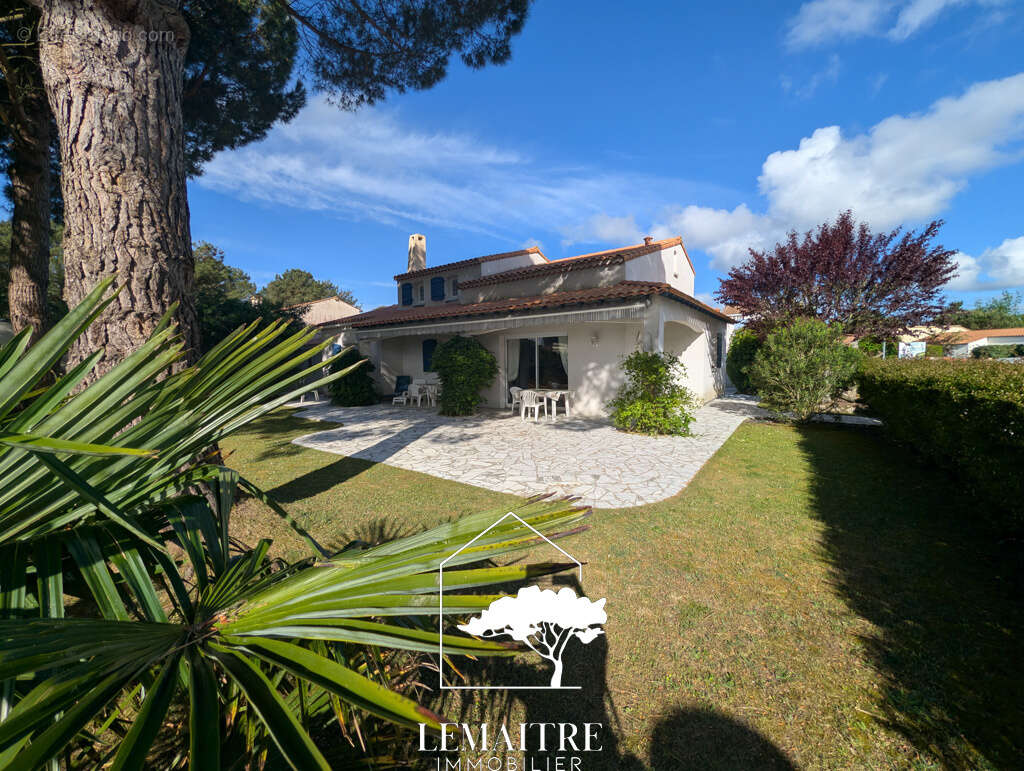 Maison à LES MATHES