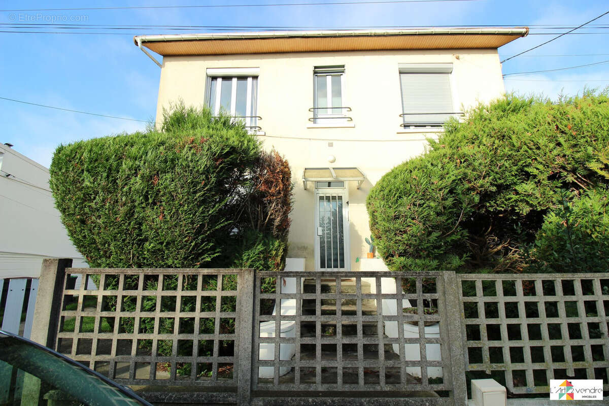 Appartement à ATHIS-MONS