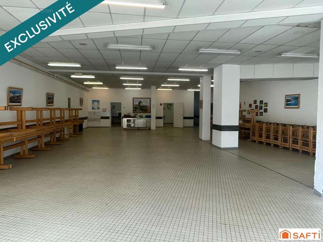 Commerce 530 m² à Montbazens  - photo 2
