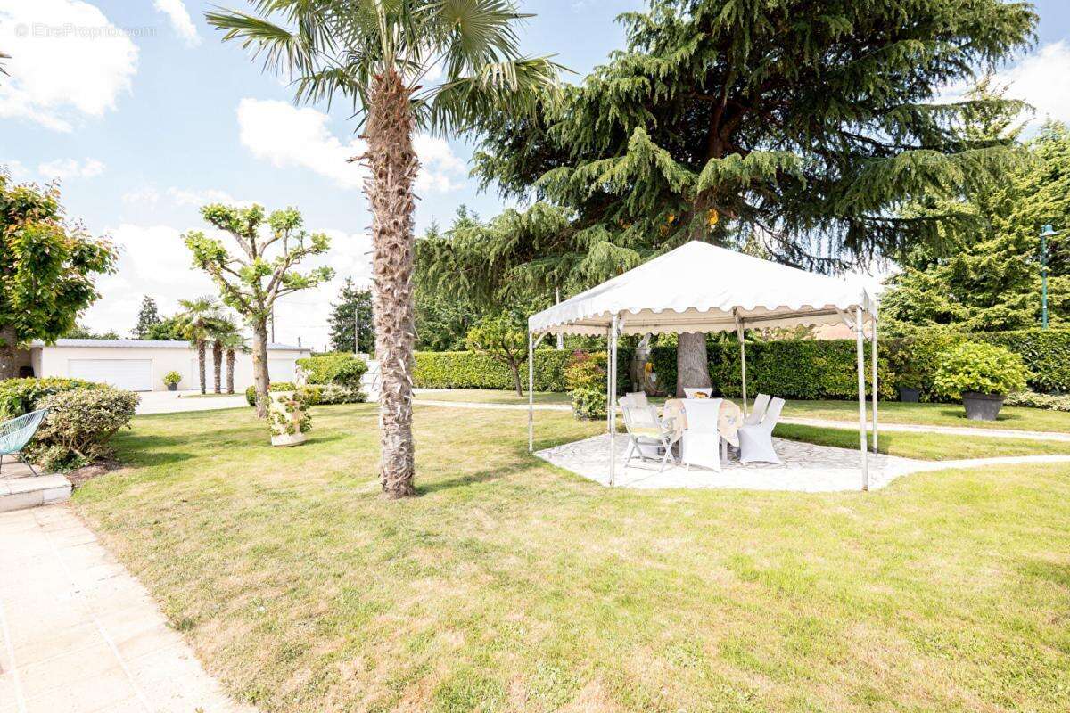 Lieux uniques ® - propriétés privées propose maison de 118 m² sur un terrain de 2661 m² proximité c0ntres - photo 10