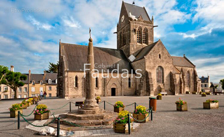 Commerce à SAINTE-MERE-EGLISE