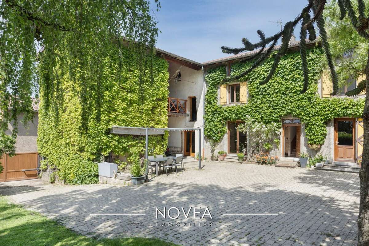 Maison à MISERIEUX