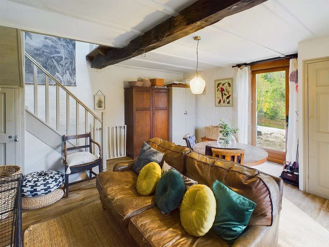 Maison à VILLETOUREIX