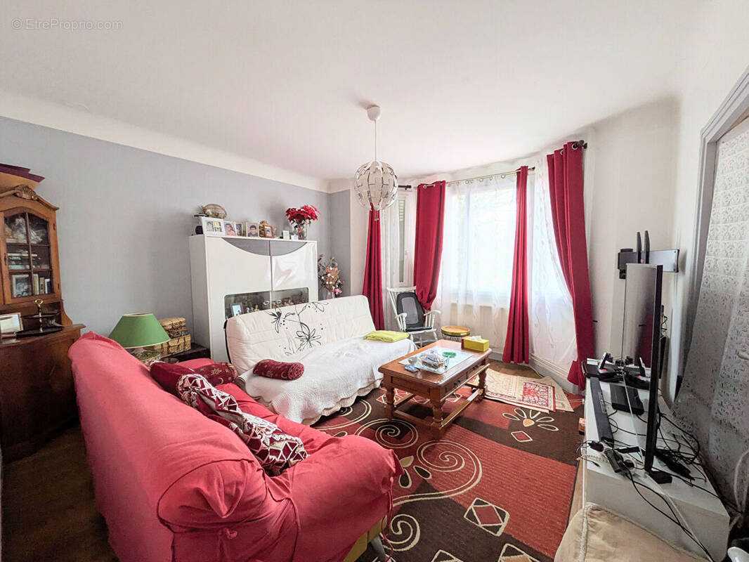 Appartement à VILLEMOMBLE