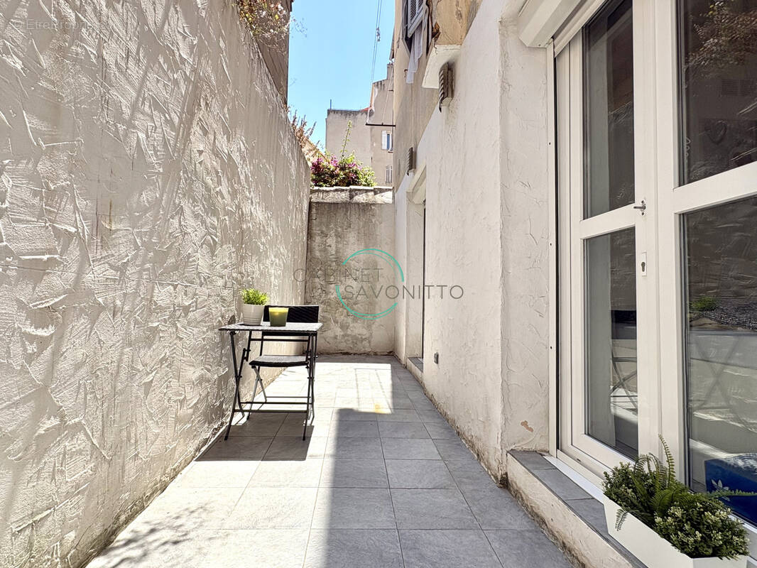 Appartement à MARSEILLE-7E