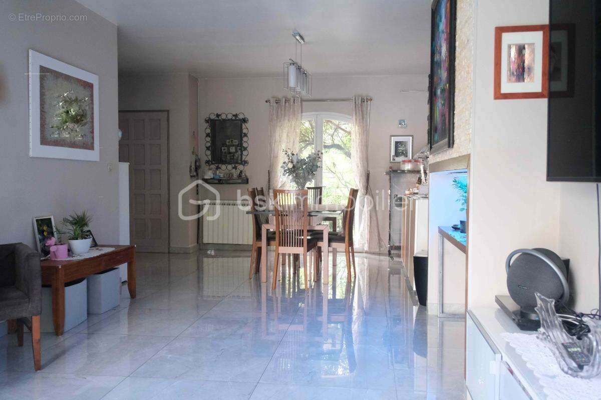 Maison à DEUIL-LA-BARRE