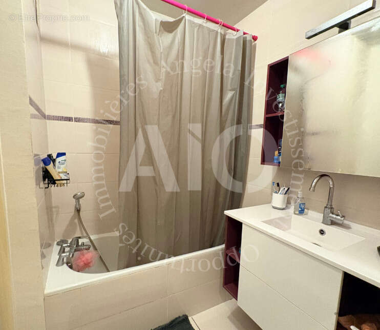 Appartement à RILLIEUX-LA-PAPE