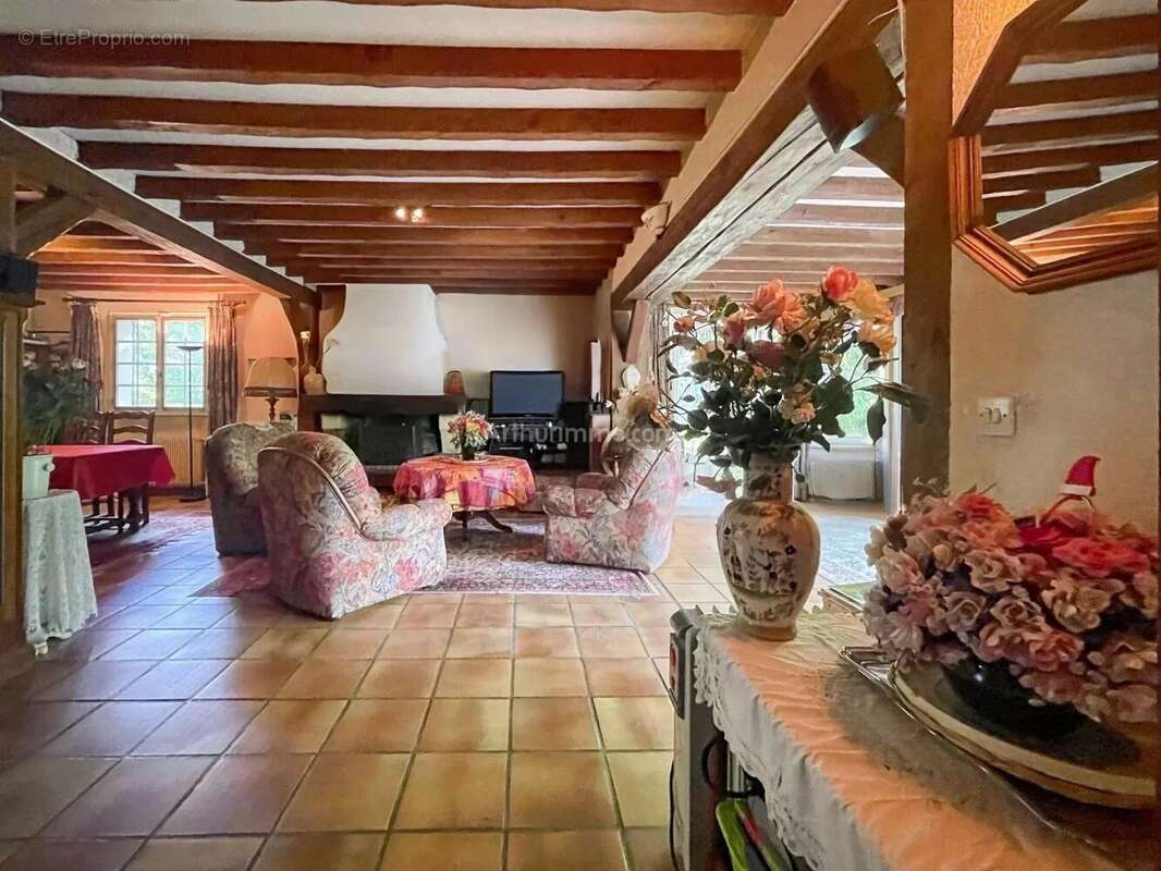 Maison à POMPONNE