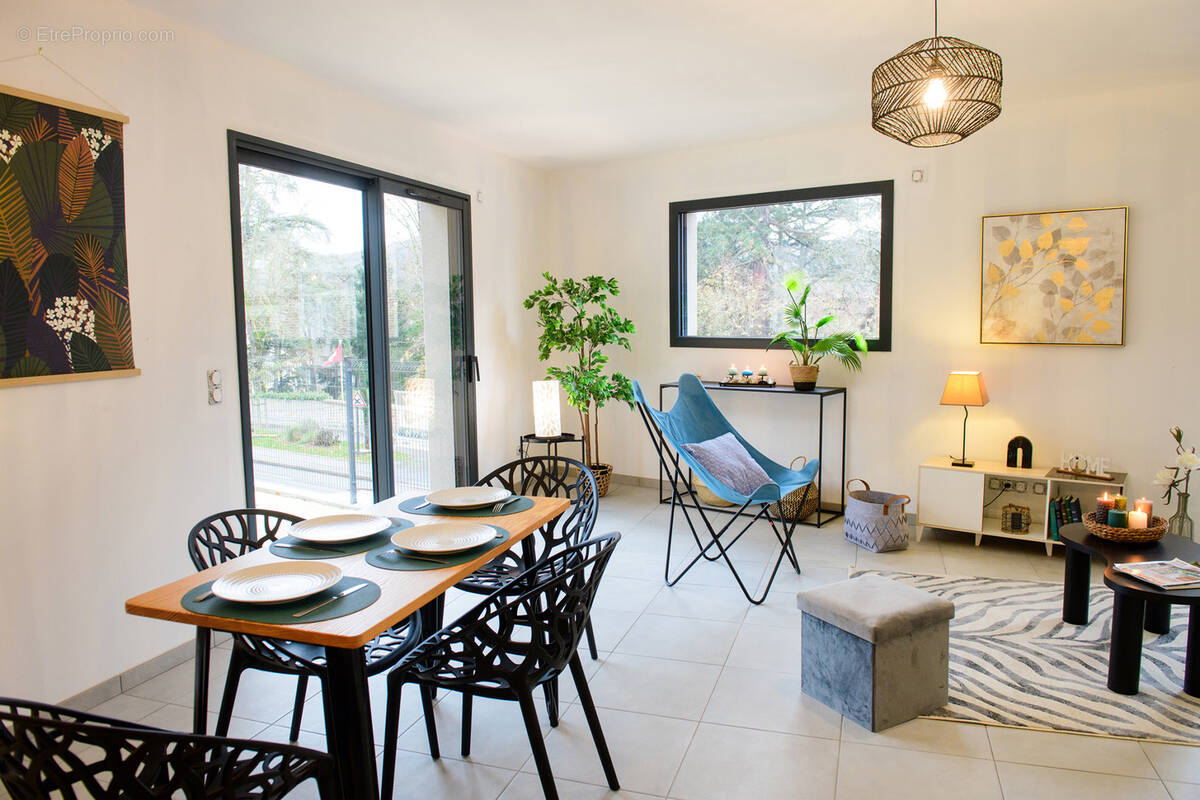 Maison à LA FOUILLOUSE