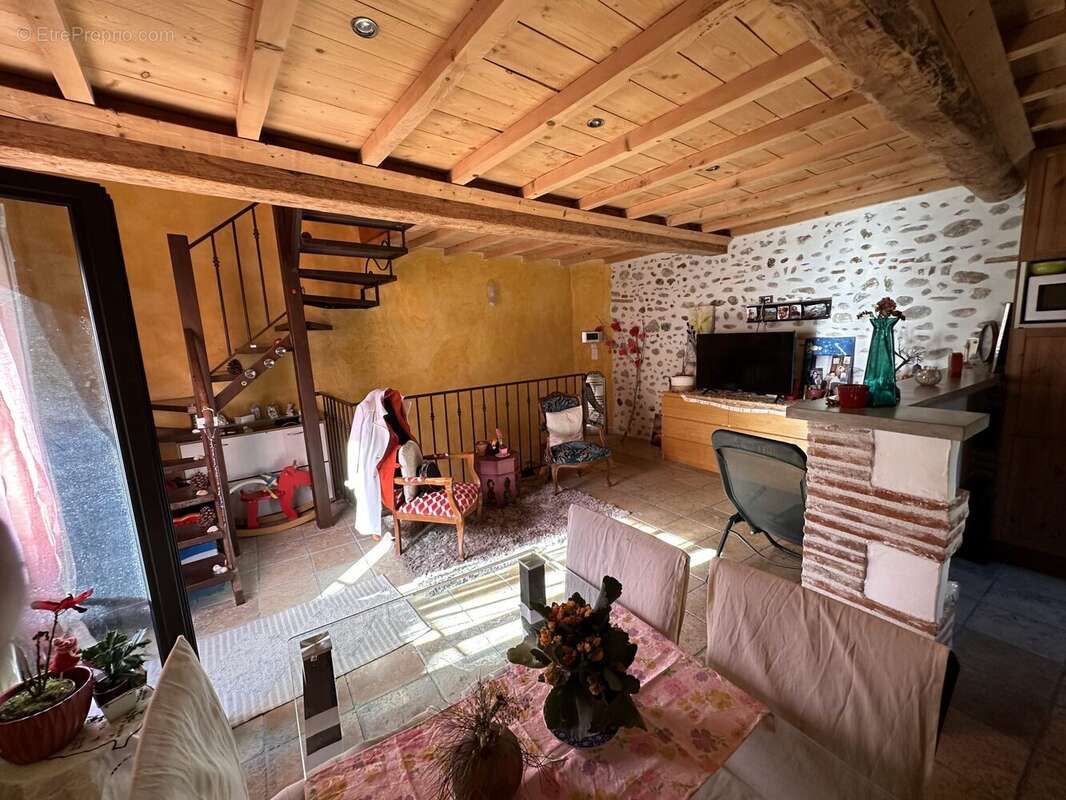 Maison à MILLAS
